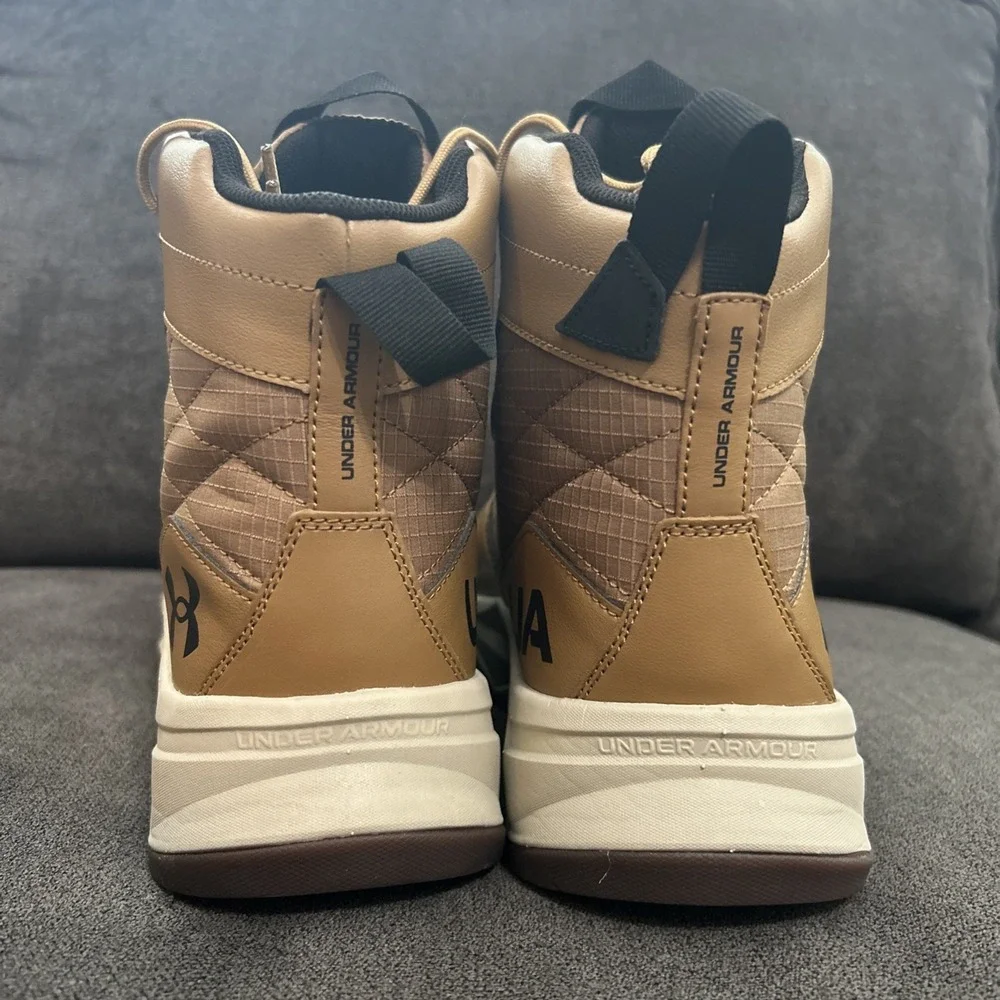 Under Armour Stellar G2 6
